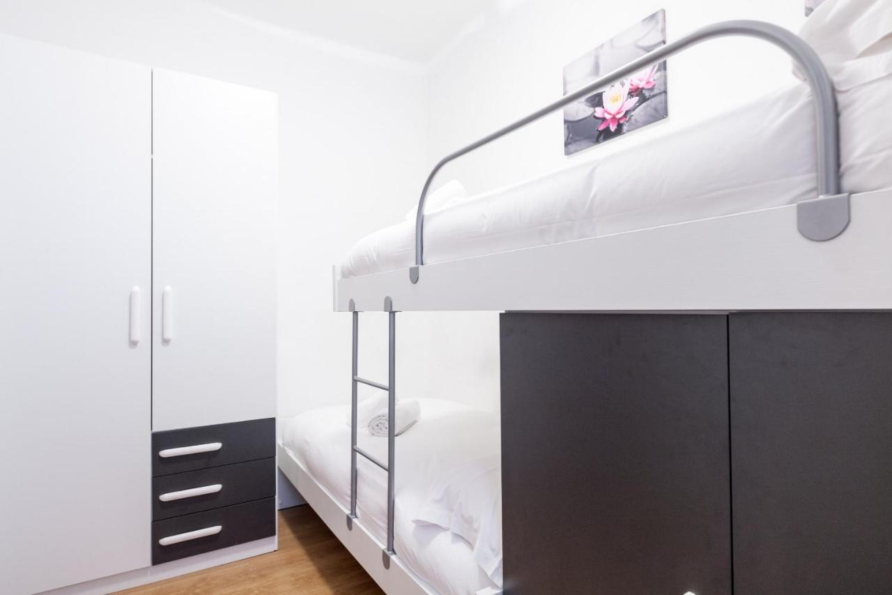 Sagrada Familia Lepant Apartman Barcelona Kültér fotó